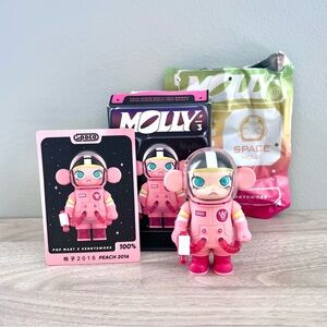 Pop Mart Mega Space Molly Series 3 Figure - 2016 Peach
